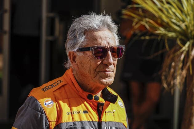 Mario Andretti former F1 driver during the Formula 1 Aramco United States Grand Prix 2022, 19th round of the 2022 FIA Formula One World Championship, WM, Weltmeisterschaft from October 21 to 23, 2022 on the Circuit of the Americas, in Austin, Texas - F1 - UNITED STATES GRAND PRIX 2022 - RACE DPPI Panoramic  00122044__R3_4546