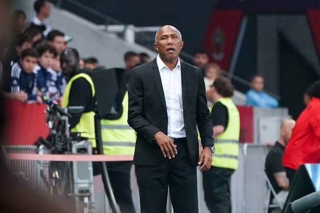 Antoine Kombouare (entraineur de FC Nantes) FOOTBALL : OGC Nice vs FC Nantes - Ligue 1 Uber Eats - Nice - 23 10 2022 NorbertScanella Panoramic 