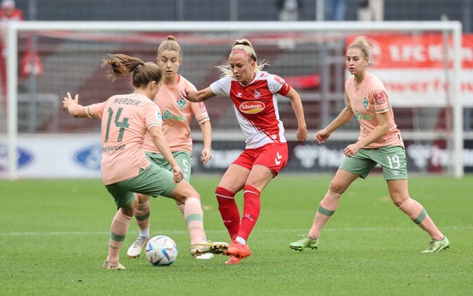 Michaele Brandenburg Werder , Michelle Ulbrich Werder , Mandy Islacker Cologne , Saskia Matheis Werder , 1 FC Köln SV Werder Bremen, Flyeralarm Frauen Bundesliga, 5 Spieltag, Cologne, Germany, 23 10 2022,