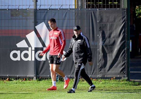 Football, men, season 2022 2023, Europa League, 1 FC Union Berlin, training before the Europa League match 1 FC Union Berlin SC Sporting Braga, in the picture Robin Knoche 1 FC Union , coach Urs Fischer 1 FC Union , 26 10 2022, Copyright: xMatthiasxKochx