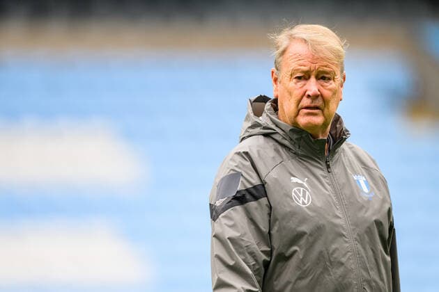 221026 Head coach Age Hareide during a training session with Malmö FF on October 26, 2022 in Malmö Photo Ludvig Thunman BILDBYRAN code LT LT0431 football football soccer fotball uefa europa league training practice training malmö ff bbeng,  Copyright: LUDVIGxTHUNMAN BB221026LT005