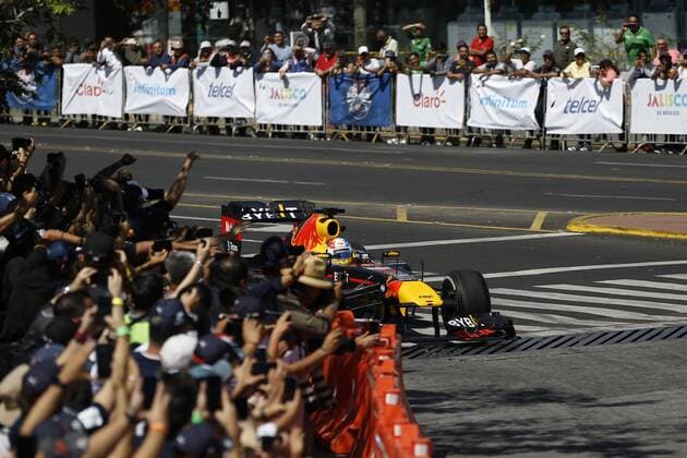 Formula 1, Mexican GP, Red Bull Show Run with Sergio Perez