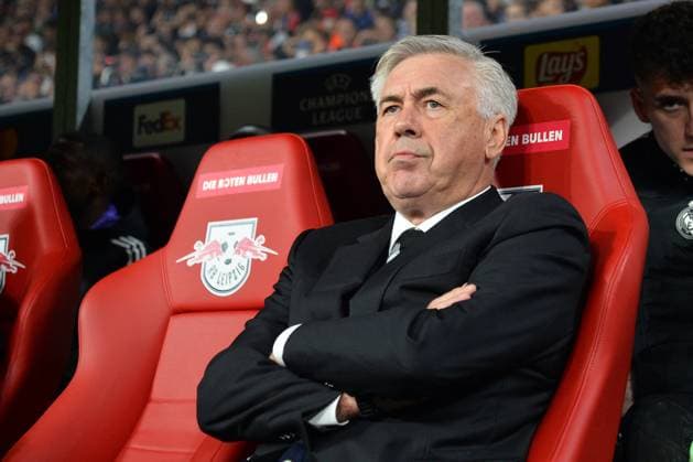 Carlo Ancelotti Coach, Real Madrid RB Leipzig vs Real Madrid, Football, Champions League, Matchday 5, Season 2022 2023, 25 10 2022 DFB DFL REGULATES PROHIBIT ANY USE OF PHOTOGRAPHS AS IMAGE SEQUENCES AND OR QUASI VIDEO RB Leipzig vs Real Madrid, Football, Champions League, Matchday 5, Season 2022 2023, 25 10 2022 Leipzig Copyright: xEibner-Pressefoto BertxHarzerx EP_EER
