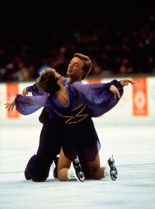 Jane Torvill and Christopher Dean performng Bolero at the 1984 Winter Olympics. Jane Torvill and Christopher Dean at the start of their gold medal performance of Bolero during the Ice Dance Competition at the 1984 Olympics in Sarajevo, Yugolslavia. Sarajevo Yugoslovia Copyright: xAdamxStoltmanx Torvill_Dean__84_2