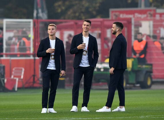 Football, men, season 2022 2023, Europa League group stage, Group D, Matchday 5 , 1 FC Union Berlin SC Braga, v l Andras Schäfer 1 FC Union Berlin , Janik Haberer 1 FC Union Berlin , Niko Gießelmann 1 FC Union Berlin before the match, 27 10 2022, Copyright: xSebastianxRäppold MatthiasxKochx