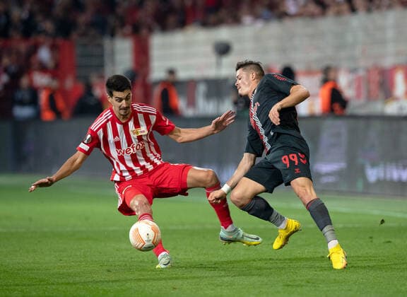 Football, men, season 2022 2023, Europa League group stage, Group D, Matchday 5 , 1 FC Union Berlin SC Braga, v l Diogo Leite 1 FC Union Berlin , Vitinha SC Braga , 27 10 2022, Copyright: xSebastianxRäppold MatthiasxKochx