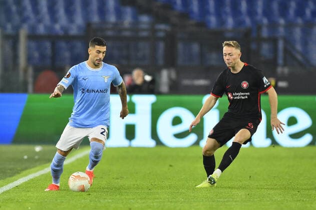October 27, 2022, Rome, Italy: Mattia Zaccagni of S.S. LAZIO and Joel Andersson of FC Midtjylland during the fifth day of UEFA Europa League Group F match between S.S. Lazio and FC Midtjylland at Olimpico Stadium on October 27, 2022 in Rome, Italy. football Europa League match - SS Lazio vs FC Midtjylland, Rome, Italy  - ZUMAl164 20221027_zsa_l164_024 Copyright: xDomenicoxCippitellix