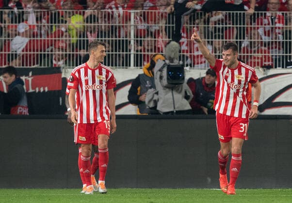 Football, men, season 2022 2023, Europa League group stage, Group D, Matchday 5 , 1 FC Union Berlin SC Braga, v l Janik Haberer 1 FC Union Berlin , Robin Knoche 1 FC Union Berlin , cheering after goal to 1 0, 27 10 2022, Copyright: xSebastianxRäppold MatthiasxKochx
