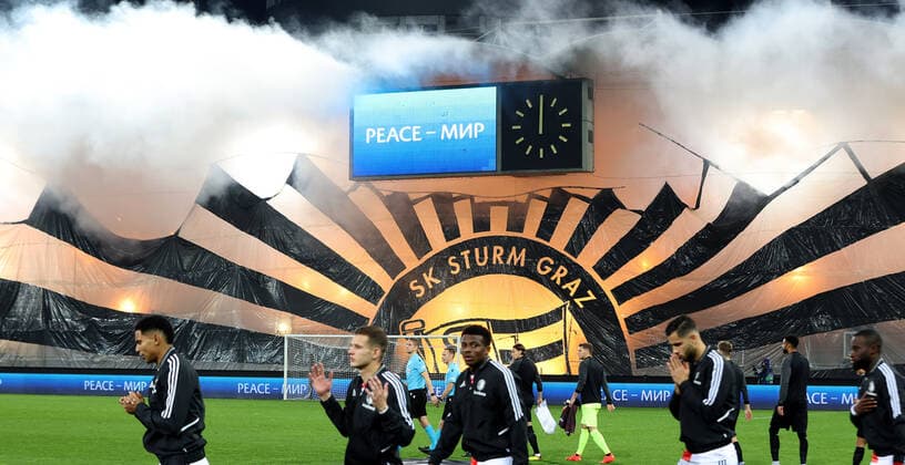 SOCCER - UEFA EL, Sturm vs Feyenoord GRAZ,AUSTRIA,27.OCT.22 - SOCCER - UEFA Europa League, group stage, SK Sturm Graz vs Feyenoord Rotterdam. Image shows fans of Sturm.  GEPAxpictures xHansxOberlaender