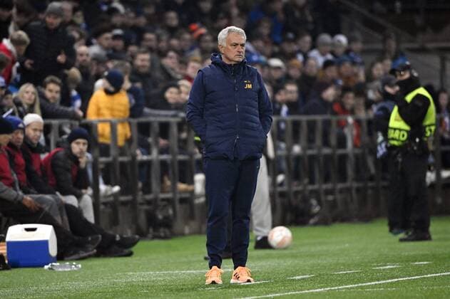Head coach Jose Mourinho of AS Roma during the football UEFA Europa League Group C match HJK vs. AS Roma in Helsinki, Finland on Thursday, 27th Oct., 2022. Helsinki Finland LKFTJK20221027221014PIOQ  Copyright: xEmmixKorhonenx LKFTJK20221027221014PIOQ