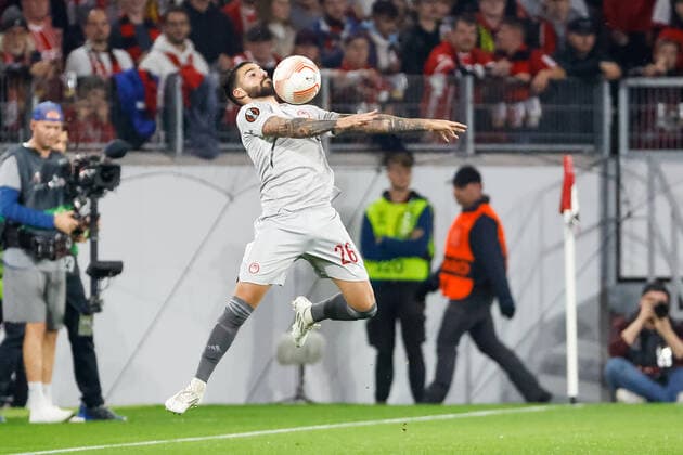 Gonzalo Avila Olympiacos FC, 26 on the ball in action , GER, SC Freiburg vs Olympiacos FC, soccer, UEFA Europa League, Matchday 5, Group Stage, 27 10 2022 GER, SC Freiburg vs Olympiacos FC, soccer, UEFA Europa League, Matchday 5, Group Stage, 27 10 2022 Freiburg im Breisgau, Germany Copyright: xEibner-Pressefoto GrantxHubbsx EP_GHS