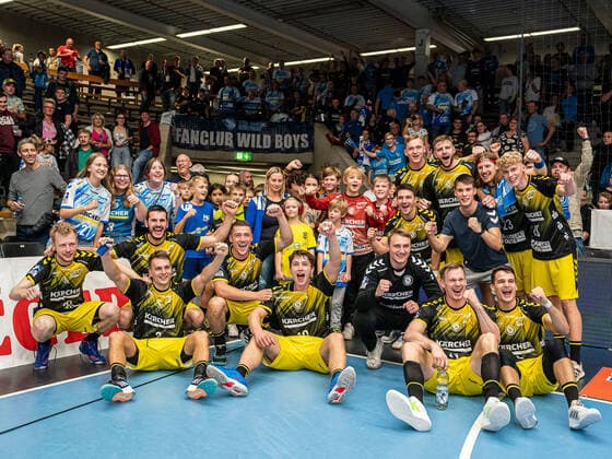 Bilder des Jahres, Sport 10 Oktober Sport Themen der Woche KW43 Frisch Auf Goeppingen vs. TVB Stuttgart, 1. Bundesliga, Handball, Herren, 27.10.2022 Frisch Auf Goeppingen vs. TVB Stuttgart, 1. Bundesliga, Handball, Herren, 27.10.2022 Goeppingen *** Frisch Auf Goeppingen vs TVB Stuttgart, 1 Bundesliga, Handball, Men, 27 10 2022 Frisch Auf Goeppingen vs TVB Stuttgart, 1 Bundesliga, Handball, Men, 27 10 2022 Goeppingen Copyright: xEIBNER MichaelxSchmidtx EP_MST