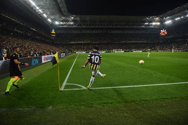 Arda Guler of Fenerbahce during the UEFA Europa League group B match between Fenerbahce and Stade Rennes at Ulker Sukru Saracoglu Stadium in Istanbul, Turkey on October 27, 2022. ( Photo by Seskimphoto ) 