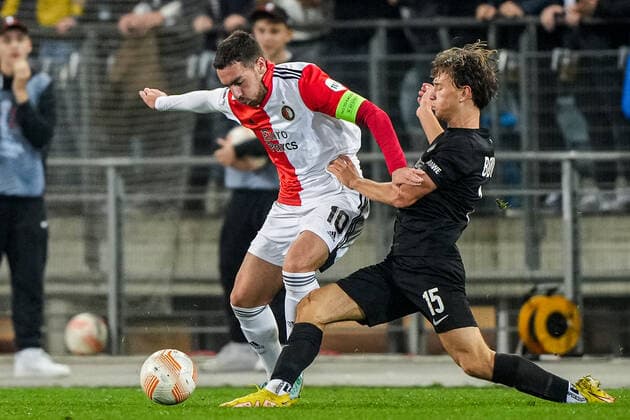 UEFA Europa League: SK Sturm Graz v Feyenoord Graz - Orkun Kokcu of Feyenoord, William Boving of Strum Graz during the match between SK Sturm Graz v Feyenoord at Stadion Graz-Liebenau on 27 October 2022 in Graz, Austria. Copyright: xTomxBodex