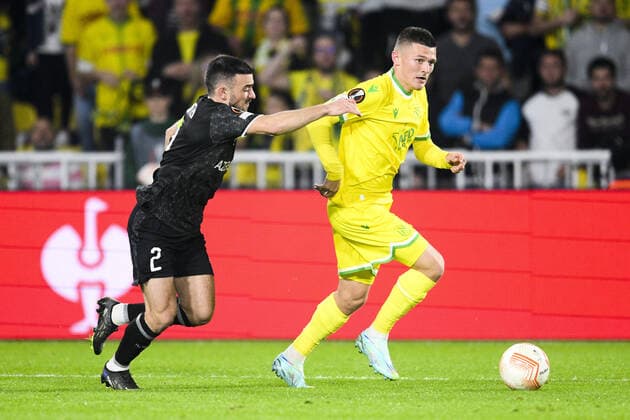 Quentin Merlin (Nantes) vs Qara Qarayev (Qarabah) FOOTBALL : FC NANTES vs QARABAH FK - Ligue Europa - J5 - 27 10 2022 JBAutissier Panoramic 