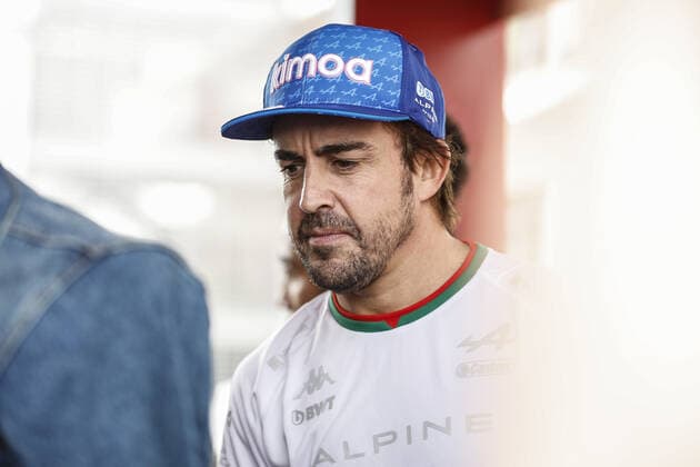 ALONSO Fernando (spa), Alpine F1 Team A522, portrait during the Formula 1 Grand Premio de la Ciudad de Mexico 2022, Mexican Grand Prix 2022, 20th round of the 2022 FIA Formula One World Championship, WM, Weltmeisterschaft from October 28 to 30, 2022 on the Autodromo Hermanos Rodriguez, in Mexico City, Mexico - F1 - MEXICO CITY GRAND PRIX 2022 DPPI Panoramic  00122045__R3_0331
