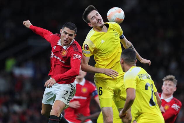 Sport Bilder des Tages October 27, 2022, Manchester, England United Kingdom: CRISTIANO RONALDO and STJEPAN RADELJIC during the UEFA Europa League match Manchester United, ManU vs Sheriff Tiraspol at Old Trafford. Manchester United Kingdom - ZUMAn307 20221027_zsa_n307_146 Copyright: xStefanxConstantin NewsxImagesx