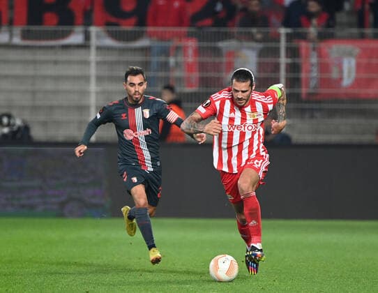 Football, Men, Season 2022 2023, Europa League Group D, Matchday 5 1 FC Union Berlin SC Sporting Braga, v l Ricardo Horta SC Sporting Braga , Christopher Trimmel 1 FC Union , 27 10 2022, Copyright: xMatthiasxKochx