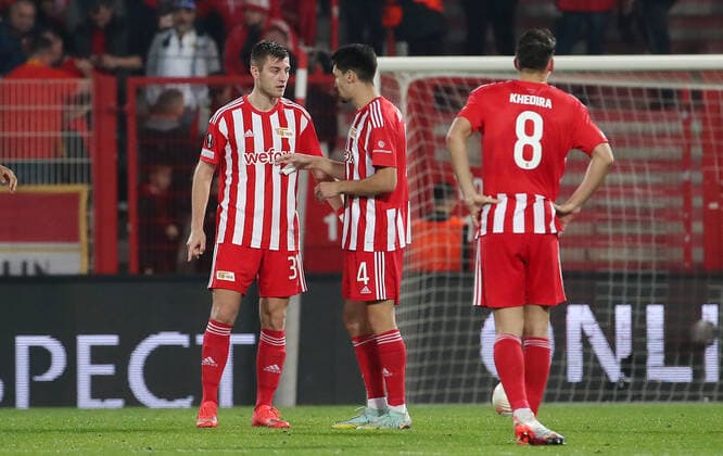 Robin Knoche, Diego Leite redend, Rani Khedira Sport Football Soccer UEL UEFA Europa League Men Season 2022 2023 27 10 2022 1 FC Union Berlin FCU vs SC Sporting Braga DFL regulations prohibit any use of photographs as image sequences and or quasi video