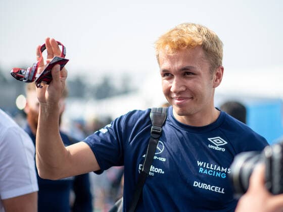 Alex Albon THA, Williams Racing 23 , MEX, Formula 1 Mexican Grand Prix, Autodromo Hermanos Rodriguez Mexico City, driver arrival, 28 10 2022 MEX, Formula 1 Mexican Grand Prix, Autodromo Hermanos Rodriguez Mexico City, driver arrival, 28 10 2022 Mexico City Copyright: xEibner Memmlerx EP_MMR