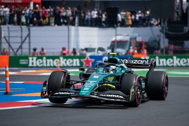 Sebastian Vettel GER, Aston Martin Aramco Cognizant F1 Team 5 in AMR22, MEX, Formula 1 Mexican Grand Prix, Autodromo Hermanos Rodriguez Mexico City, 1 Free Practice, 28 10 2022 MEX, Formula 1 Mexican Grand Prix, Autodromo Hermanos Rodriguez Mexico City, 1 Free Practice, 28 10 2022 Mexico City Copyright: xEibner Memmlerx EP_MMR