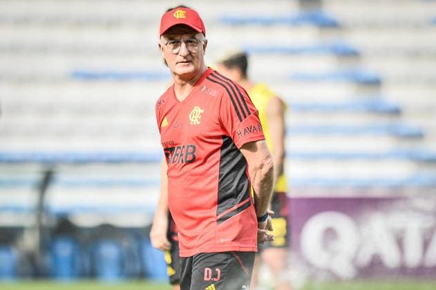 Treino Flamengo Final Libertadores GUAYAQUIL, GA - 28.10.2022: TREINO FLAMENGO FINAL LIBERTADORES - Coach Dorival Junior during Flamengo training to prepare for the 2022 Copa Libertadores Final, held at the George Capwell Stadium, located in the city of Guayaquil (Ecuador), this Friday afternoon (28). (Photo: Nayra Halm Fotoarena) x2284717x  NayraxHalm