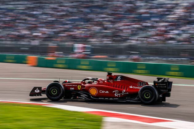16 LECLERC Charles (mco), Scuderia Ferrari F1-75, action during the Formula 1 Grand Premio de la Ciudad de Mexico 2022, Mexican Grand Prix 2022, 20th round of the 2022 FIA Formula One World Championship, WM, Weltmeisterschaft from October 28 to 30, 2022 on the Autodromo Hermanos Rodriguez, in Mexico City, Mexico - F1 - MEXICO CITY GRAND PRIX 2022 DPPI Panoramic  00122045__R5_0971