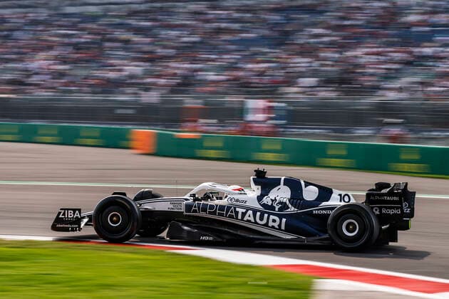 10 GASLY Pierre (fra), Scuderia AlphaTauri AT03, action during the Formula 1 Grand Premio de la Ciudad de Mexico 2022, Mexican Grand Prix 2022, 20th round of the 2022 FIA Formula One World Championship, WM, Weltmeisterschaft from October 28 to 30, 2022 on the Autodromo Hermanos Rodriguez, in Mexico City, Mexico - F1 - MEXICO CITY GRAND PRIX 2022 DPPI Panoramic  00122045__R5_0984