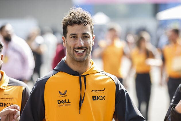 RICCIARDO Daniel (aus), McLaren F1 Team MCL36, portrait during the Formula 1 Grand Premio de la Ciudad de Mexico 2022, Mexican Grand Prix 2022, 20th round of the 2022 FIA Formula One World Championship, WM, Weltmeisterschaft from October 28 to 30, 2022 on the Autodromo Hermanos Rodriguez, in Mexico City, Mexico - F1 - MEXICO CITY GRAND PRIX 2022 DPPI Panoramic  00122045__R3_0670