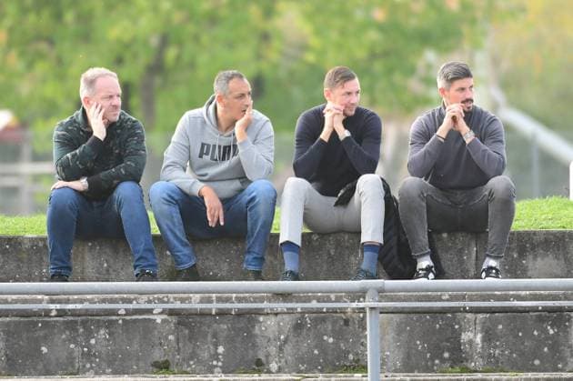 29.10.2022 - Fussball - Saison 2022 2023 - Regionalliga Bayern - 19. Spieltag: SpVgg Greuther Fürth Fuerth II U23 - 1. FC Nürnberg Nürnberg II U23 - AlSch - Alexander Zorniger ( Trainer SpVgg Greuther Fürth ) Rachid Azzouzi (Sportdirektor Geschäftsführer SpVgg Greuther Fürth ) Jurek Rohrberg (Co-Trainer SpVgg Greuther Fürth ) Stefan Kleineheismann (Co-Trainer SpVgg Greuther Fürth ) Schauen beim U23 Regionalliga Derby zu *** 29 10 2022 Football Season 2022 2023 Regionalliga Bayern 19 Matchday SpVgg Greuther Fürth Fuerth II U23 1 FC Nürnberg Nürnberg II U23 AlSch Alexander Zorniger Coach SpVgg Greuther Fürth Rachid Azzouzi Sports Director Managing Director Sports SpVgg Greuther Fürth Jurek Rohrberg Co Coach SpVgg Greuther Fürth Stefan Kleineheismann Co Coach SpVgg Greuther Fürth Watching U23 Regionalliga Derby