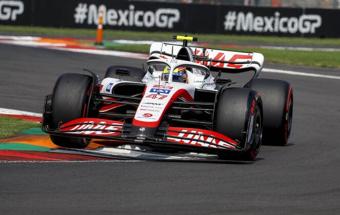 47 SCHUMACHER Mick (ger), Haas F1 Team VF-22 Ferrari, action during the Formula 1 Grand Premio de la Ciudad de Mexico 2022, Mexican Grand Prix 2022, 20th round of the 2022 FIA Formula One World Championship, WM, Weltmeisterschaft from October 28 to 30, 2022 on the Autodromo Hermanos Rodriguez, in Mexico City, Mexico - F1 - MEXICO CITY GRAND PRIX 2022 DPPI Panoramic  00122045_F12022GP20MEX_JK176805