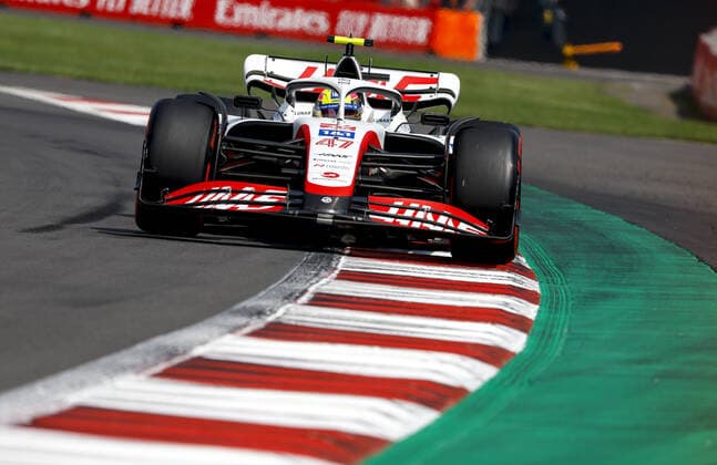 47 SCHUMACHER Mick (ger), Haas F1 Team VF-22 Ferrari, action during the Formula 1 Grand Premio de la Ciudad de Mexico 2022, Mexican Grand Prix 2022, 20th round of the 2022 FIA Formula One World Championship, WM, Weltmeisterschaft from October 28 to 30, 2022 on the Autodromo Hermanos Rodriguez, in Mexico City, Mexico - F1 - MEXICO CITY GRAND PRIX 2022 DPPI Panoramic  00122045_F12022GP20MEX_JK176908