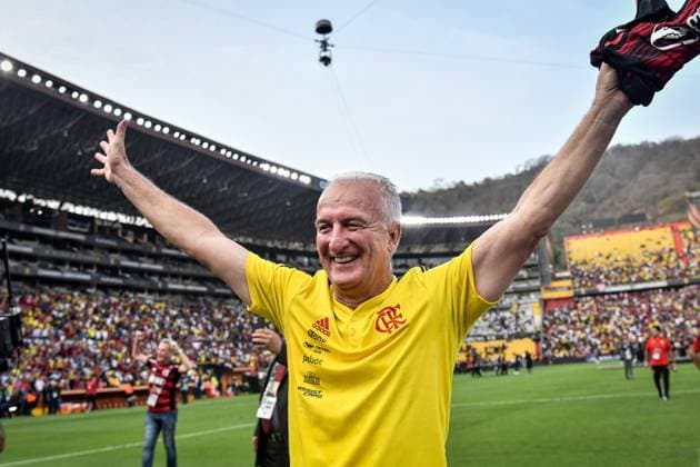 FLAMENGO X ATHLETICO PR FINAL LIBERTADORES GUAYAQUIL, GA - 29.10.2022: FLAMENGO X ATHLETICO PR FINAL LIBERTADORES - Coach Dorival Junior, Flamengo Champion during Flamengo x Athletico PR, valid match for the 2022 Copa Libertadores Final, held at the George Capwell Stadium, located in the city of Guayaquil (Ecuador), this Saturday afternoon (29). (Photo: Nayra Halm Fotoarena) x2285252x  NayraxHalm