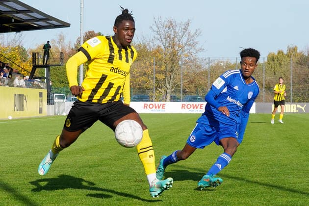 Sunday, 30 10 2022 Season 2022 2023 9 Matchday B Junioren Bundesliga U17 Bundesliga at BVB Fußballpark Hohenbuschei, Dortmund, Germany BV Borussia Dortmund U17 FC Schalke 04 U17 William Rashidi Borussia Dortmund U17 15