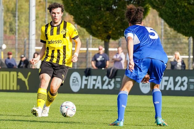 Sunday, 30 10 2022 Season 2022 2023 9 Matchday B Junior Bundesliga U17 Bundesliga at BVB Fußballpark Hohenbuschei, Dortmund, Germany BV Borussia Dortmund U17 FC Schalke 04 U17 Raul König Borussia Dortmund U17 7