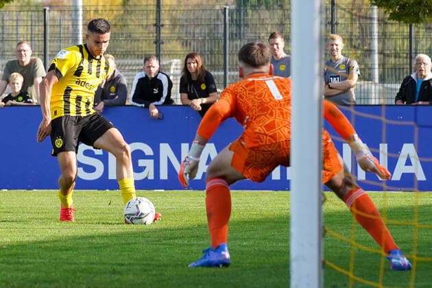 Sunday, 30 10 2022 Season 2022 2023 9 Matchday B Junior Bundesliga U17 Bundesliga at BVB Fußballpark Hohenbuschei, Dortmund, Germany BV Borussia Dortmund U17 FC Schalke 04 U17 Kjell Arik Wätjen Borussia Dortmund U17 8