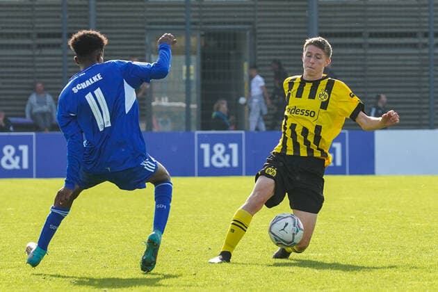 Sunday, 30 10 2022 Season 2022 2023 9 Matchday B Junioren Bundesliga U17 Bundesliga at BVB Fußballpark Hohenbuschei, Dortmund, Germany BV Borussia Dortmund U17 FC Schalke 04 U17 Dustin Plöger Borussia Dortmund U17 2