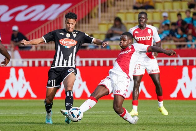 Eliot Matazo (AS Monaco) - Amine Salama (Angers) FOOTBALL : AS Monaco vs SCO Angers - Ligue 1 Uber Eats - Monaco - 30 10 2022 NorbertScanella Panoramic 
