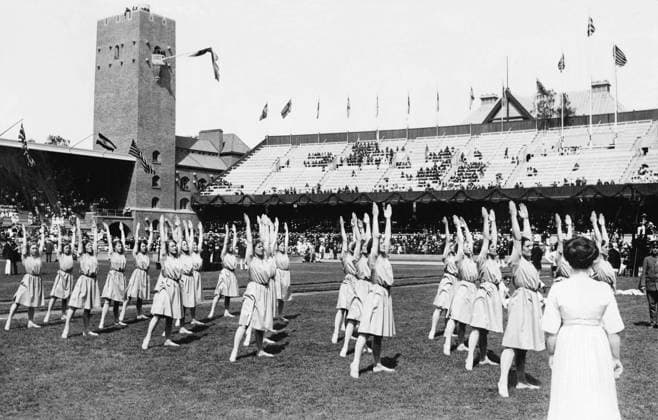 ARCHIVE 1912 Olympic Games in Stockholm 1912 The Finnish team in group gymnastics shows itself at the opening ceremony Of the competitors in Stockholm, 2.23 percent were women, or in round figures, 57 Stockholm Sweden Olympics  x1900x Copyright: xTTxHISTORICALx OS STOCKHOLM 1912