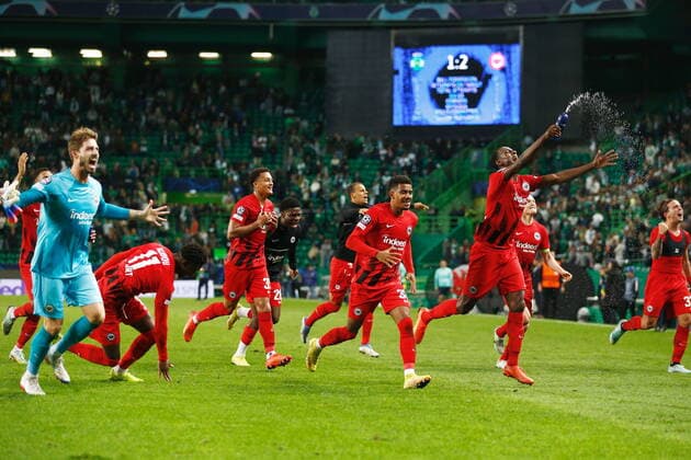 Eintracht Frankfurt (Frankfurt), NOVEMBER 1, 2022 - Football Soccer : Eintracht Frankfurt team group, Mannschaftsbild, Totale celebrate after winning UEFA Champions League group stage Matchday 6 Group D match between Sporting Clube de Portugal 1-2 Eintracht Frankfurt at the Estadio Jose Alvalade in Lisbon, Portugal. Noxthirdxpartyxsales  (202761190)