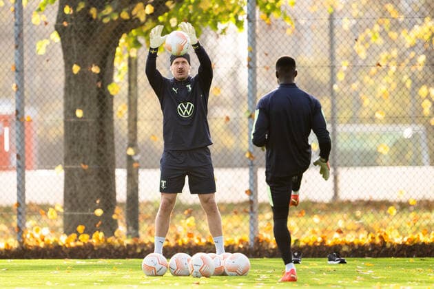 221102 Goalkeeper Johan Dahlin during a training session with Malmö FF on November 2, 2022 in Malmö Photo Petter Arvidson BILDBYRAN code PA PA0426 football football soccer fotball uefa europa league training practice training malmö ff bbeng,  Copyright: PETTERxARVIDSON BB221102PA030
