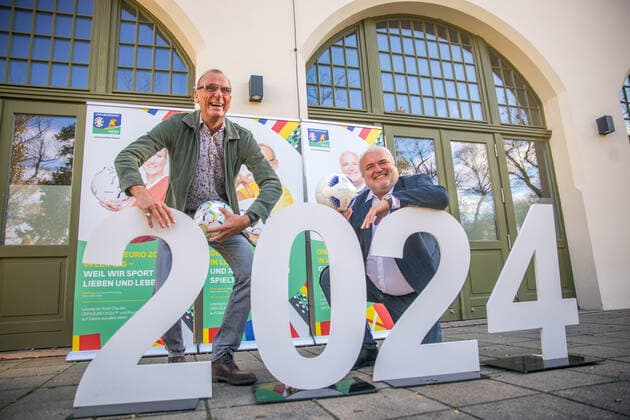 The organizers of the Leipzig site today announced the brand ambassadors for the venue Leipzig for the UEFA European Championship 2024 In addition to the previously announced zoo director Jörg Junhold, the co-trainer at RB Leipzig Antje Mittag and the dramaturg, director and director Jürgen Zielinski Antje Mittag was not present at the appointment