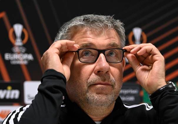 Sport Bilder des Tages Berlin s head coach Urs Fischer pictured during a press conference, PK, Pressekonferenz of German soccer team Union Berlin, Wednesday 02 November 2022 in Heverlee, in preparation of tomorrow s game against Belgian soccer team Royale Union Saint-Gilloise on day 6 6 of the Uefa Europa League group stage. JOHNxTHYS  x48486789x