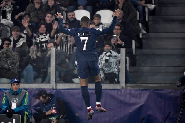 Kylian Mbappe of Paris Saint Germain celebrates after scoring the goal of 0-1 during the Champions League Group H football match between Juventus FC and Paris Saint Germain at Juventus stadium in Torino (Italy), November 2nd, 2022. Photo Andrea Staccioli Insidefoto andreaxstaccioli