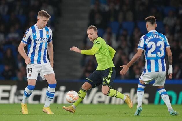 Mandatory Credit: Photo by Bagu Blanco Pressinphoto Shutterstock (13607020y) Alexander Sorloth of Real Sociedad and Eriksen of Manchester United, ManU Real Sociedad v Manchester United, UEFA Europa League, Group C, date 4. Football, Reale Arena Stadium, San Sebastian, Spain - 3 Nov 2022 Editorial use only Real Sociedad v Manchester United, UEFA Europa League, Group C, date 4. Football, Reale Arena Stadium, San Sebastian, Spain - 3 Nov 2022 Editorial use only Copyright: xBaguxBlanco Pressinphoto Shutterstockx 13607020y