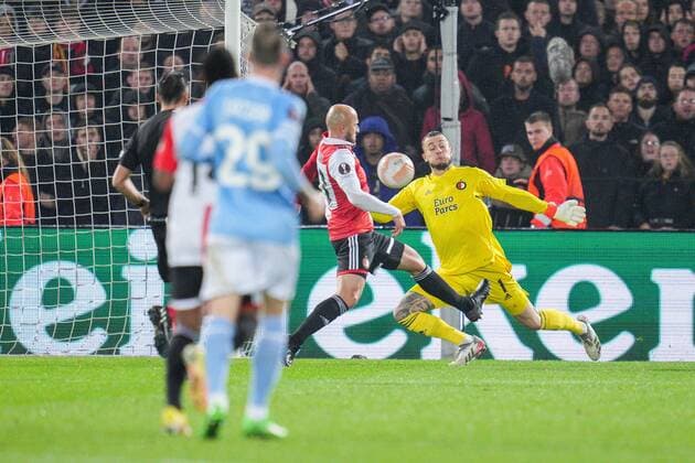 ROTTERDAM, 03-11-2022, Stadium de Kuip, the UEFA Europa League Feyenoord - Lazio Roma, Feyenoord goalkeeper Justin Bijlow Feyenoord - Lazio  x19131856x Copyright:
