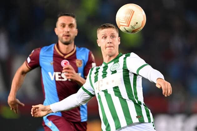 TRABZON Mats Knoester of Ferencvaros TC during the UEFA Europa League Group H match between Trabzonspor AS and Ferencvaros at Senol Gunes Stadium on November 3, 2022 in Trabzon, Turkey ANP Dutch Height Gerrit van Keulen UEFA Europa League Group H 2022 2023 xVIxANPxSportx xGerritxvanxKeulenxIVx 457175540 originalFilename: 457175540.jpg