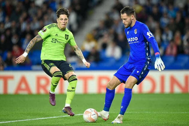 SAN SEBASTIAN, SPAIN - NOVEMBER 03: Alex Remiro of Real Sociedad during the UEFA Europa League group E match between Real Sociedad and Manchester United, ManU at Reale Arena on November 3, 2022 in San Sebastian, Spain. SPO 