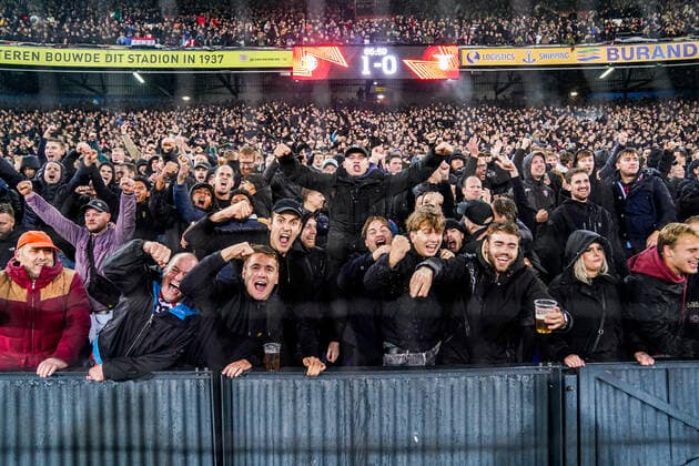 UEFA Europa League: Feyenoord v Lazio Roma Rotterdam - Supporters of Feyenoord celebrate the 1-0 during the match between Feyenoord v Lazio Roma at Stadion Feijenoord De Kuip on 3 November 2022 in Rotterdam, The Netherlands. Copyright: xYannickxVerhoevenx