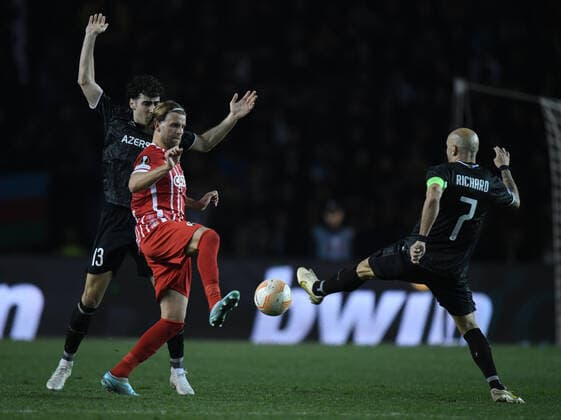 Richard Almeida of Qaraba? FK and Lucas H?ler of SC Freiburg battle for the ball during the UEFA Europa League Group G match between Qaraba? FK and SC Freiburg at The Tofiq Bahramov Republican Stadium in Baku, Azerbaijan  Copyright: xx